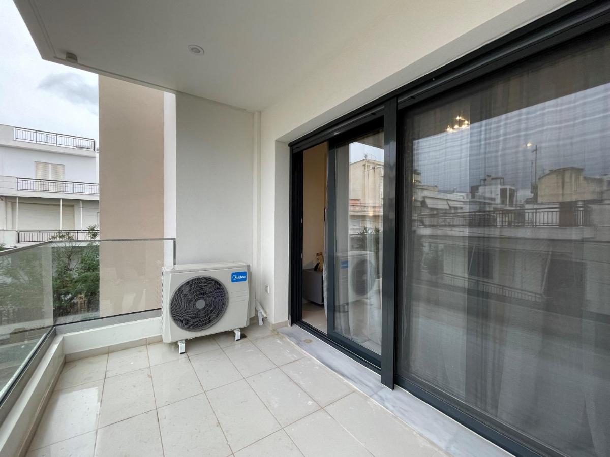 Gleaming Apartments Near Athens Metro Mall Kültér fotó