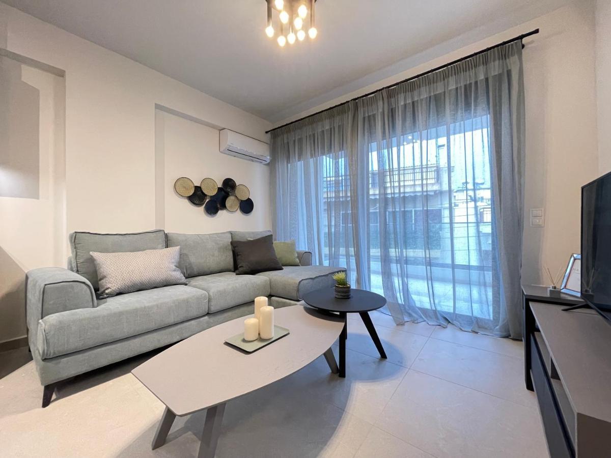 Gleaming Apartments Near Athens Metro Mall Kültér fotó