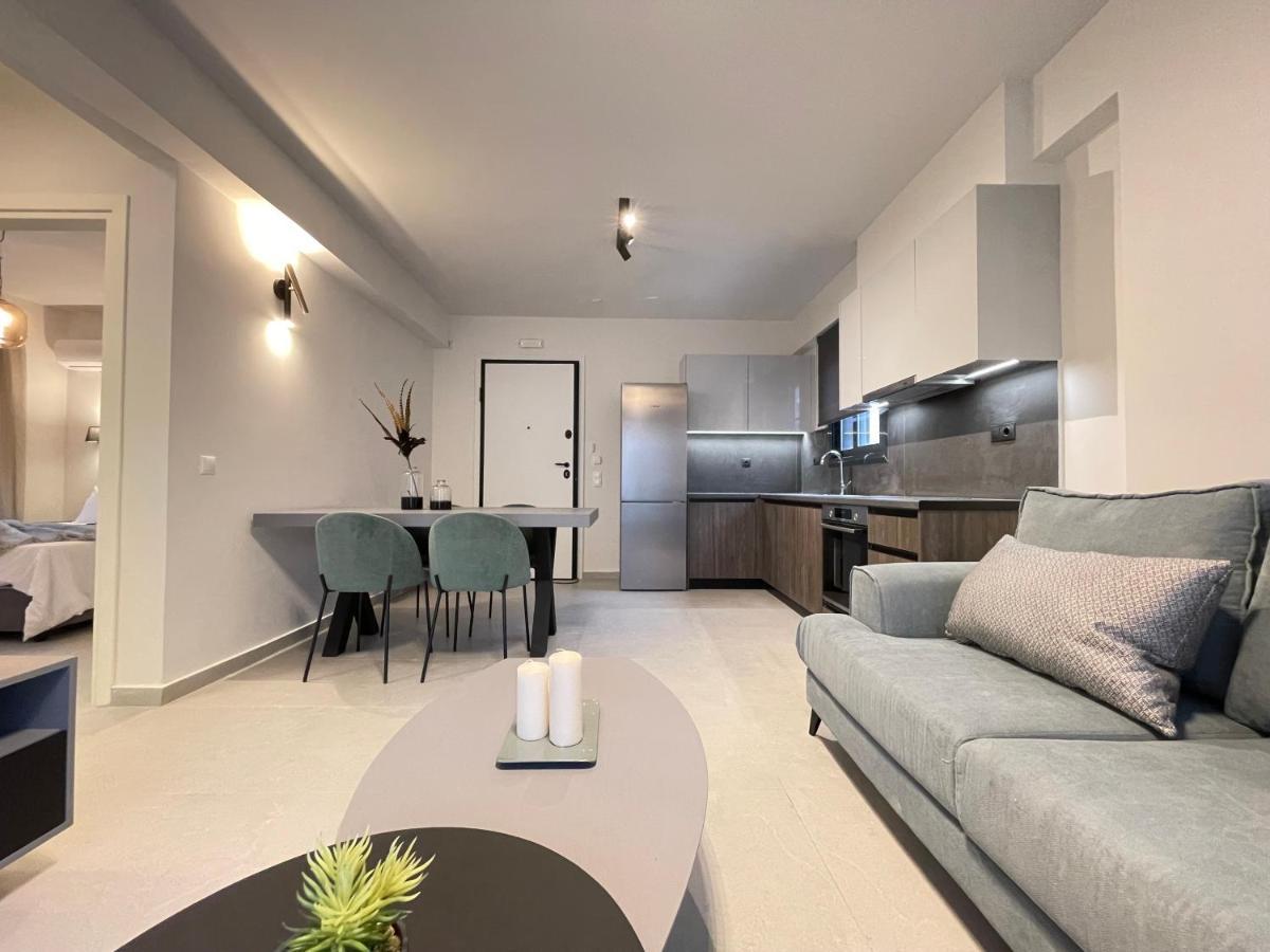Gleaming Apartments Near Athens Metro Mall Kültér fotó