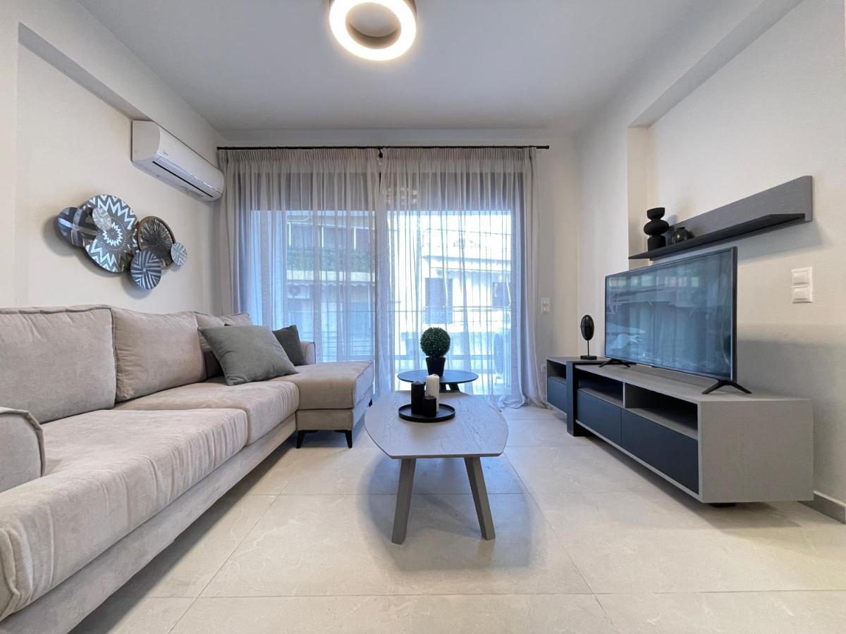 Gleaming Apartments Near Athens Metro Mall Kültér fotó