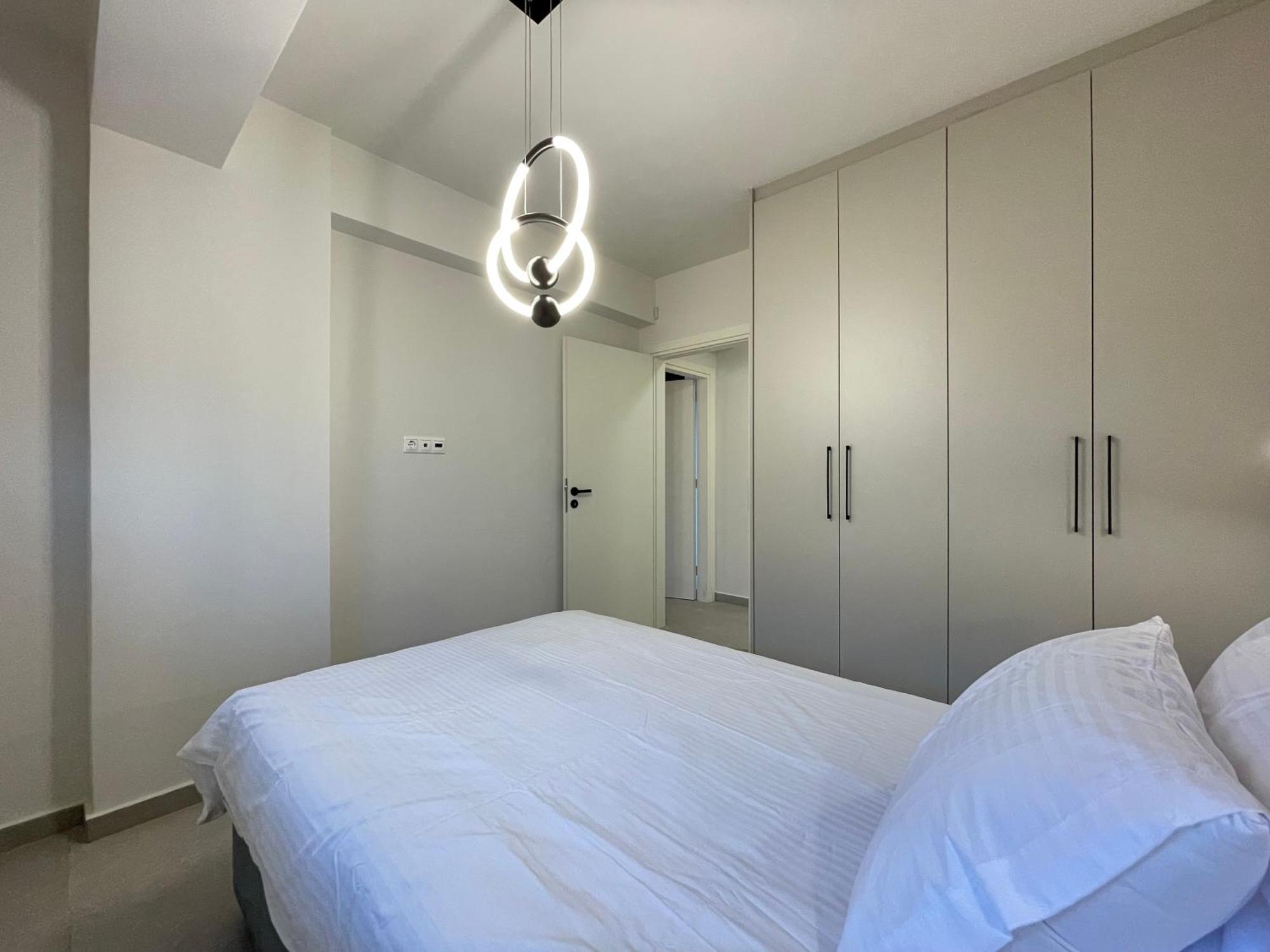 Gleaming Apartments Near Athens Metro Mall Kültér fotó