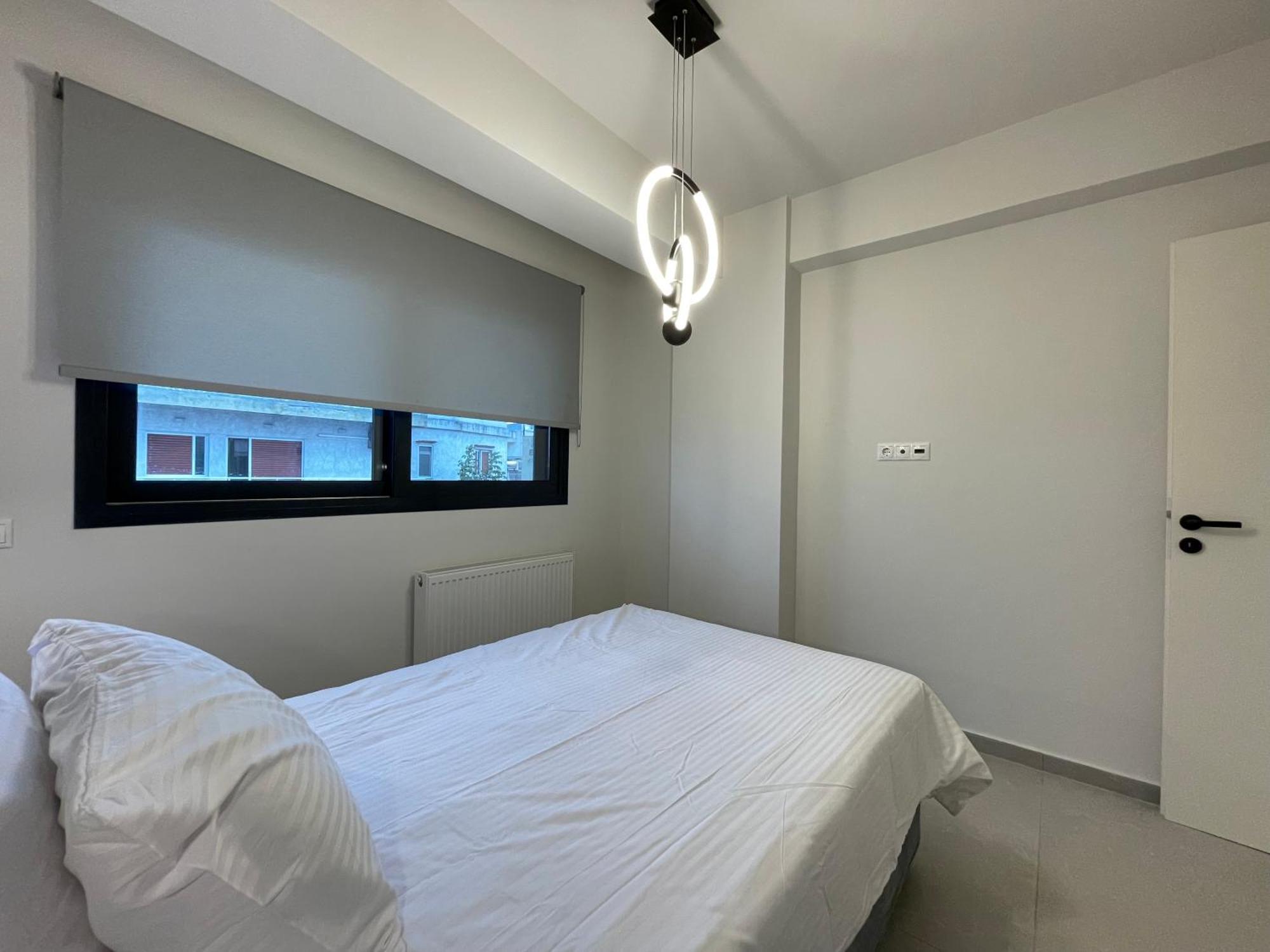 Gleaming Apartments Near Athens Metro Mall Kültér fotó
